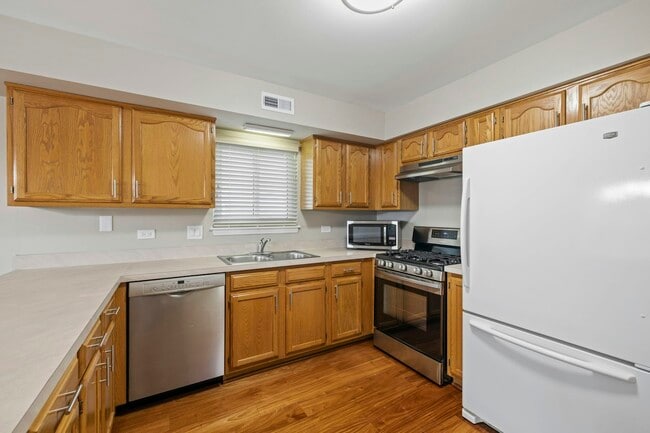 Photo - 135 Hampton Ave