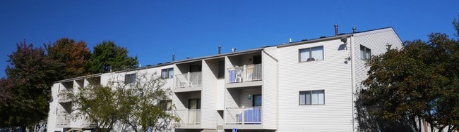 Profile Cover Desktop - Country Knoll Apartments