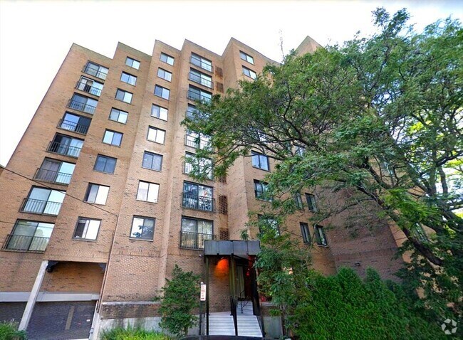 Building Photo - 1243 Beacon St Rental