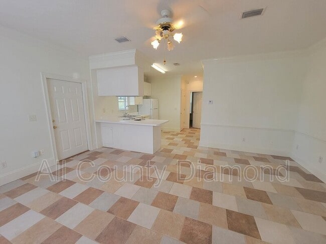 Photo - 2617 Cypress St