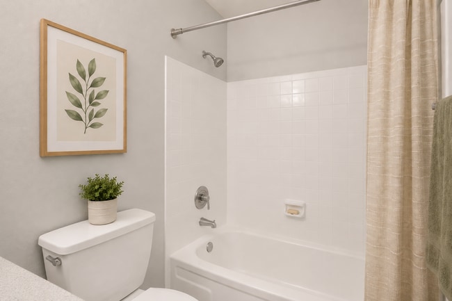 Crown Pointe Apartments