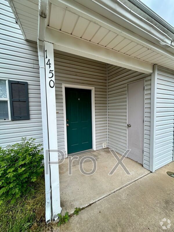 Building Photo - 1450 E Sequoyah Ct Rental