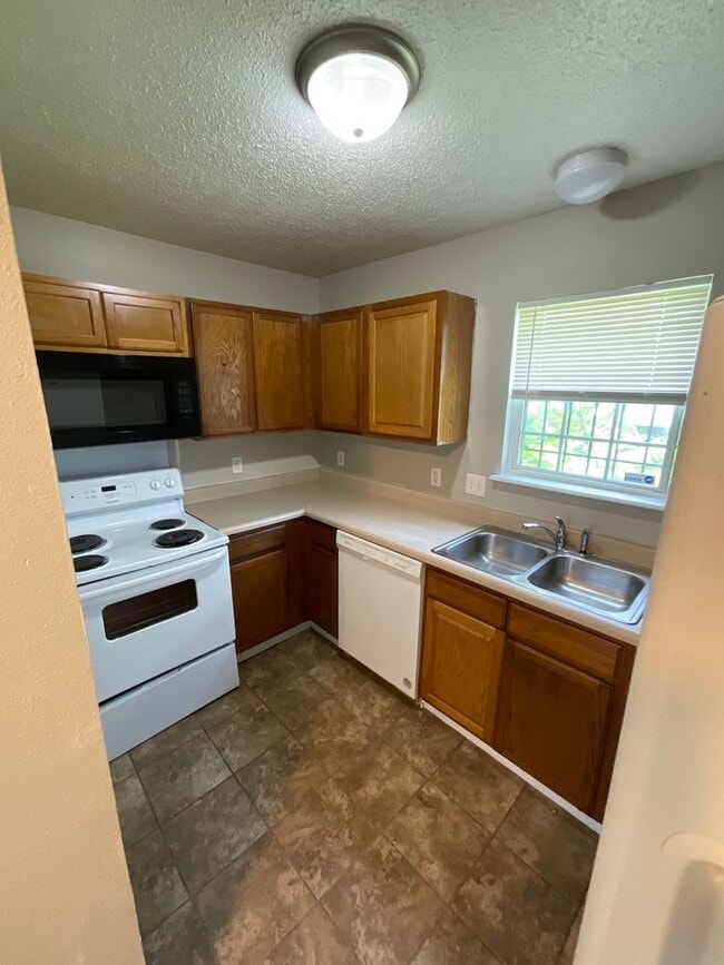 Photo - 4 Bed 2 Bath Home for Rent