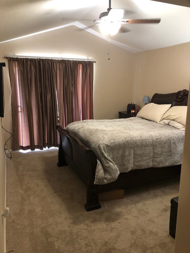 Photo - 2 Bed 2 Bath Broomfield Condo, Available July!