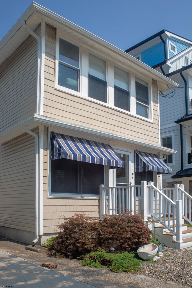Photo - 115 N Richards Ave