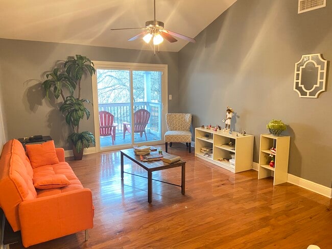 Photo - 7301 Santa Fe Pky Unit 1