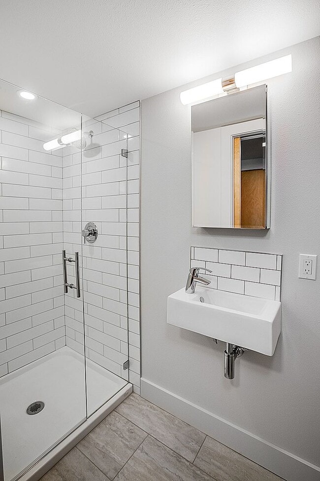 Photo - 423 Terry Apartments in the Heart of First...