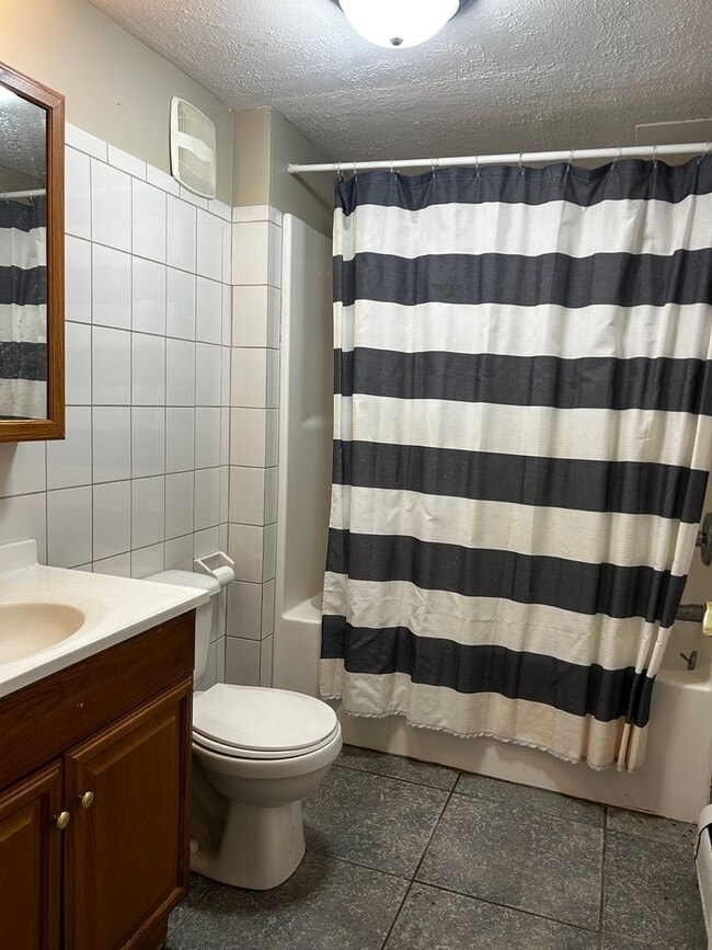 70 Groton Ave Unit 3
