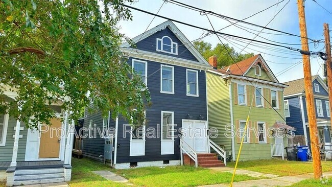 Building Photo - 126 Linden Ave Rental