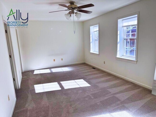 Photo - 1515 Westfield Ct