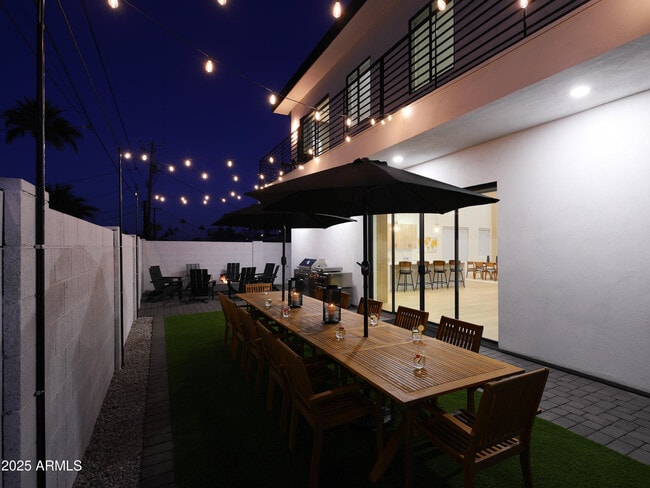 Photo - 7520 E Highland Ave