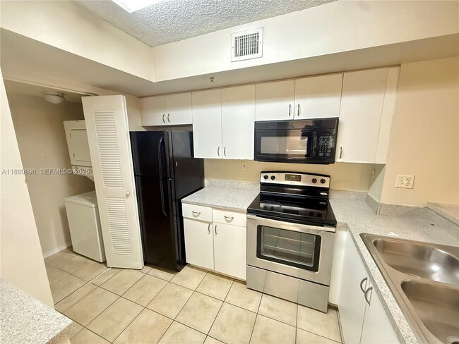 Photo - 3870 Lyons Rd Unit 210-8