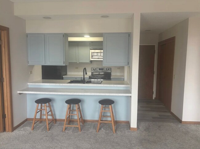 Photo - Downtown 2 bedroom Condo!