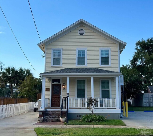 Photo - Beautifully renovated downstairs unit!