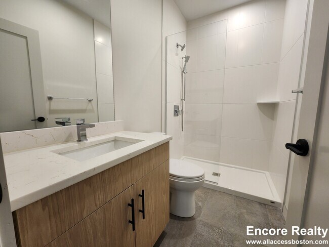 74 Bailey St Unit 69 - #305
