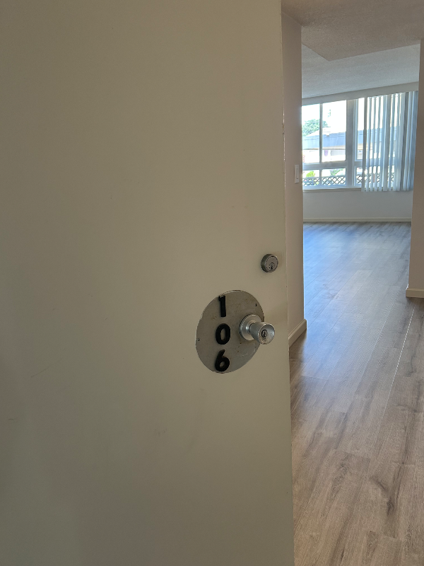 Photo - 525 N San Mateo Dr Apartment Unit 106
