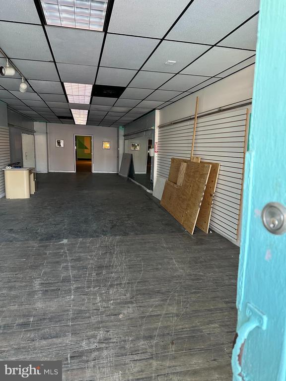 Photo - 1192 Yorkship Square