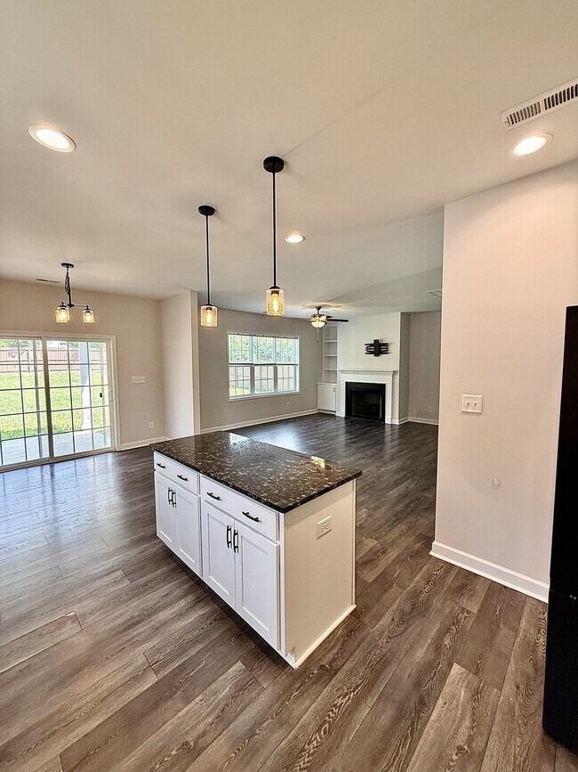 325 Whetstone Dr