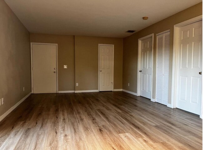 Building Photo - 2050 Oleander Blvd Unit 8101