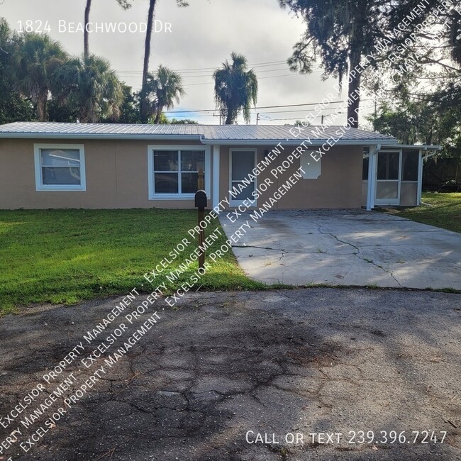 Building Photo - 1824 Beachwood Dr