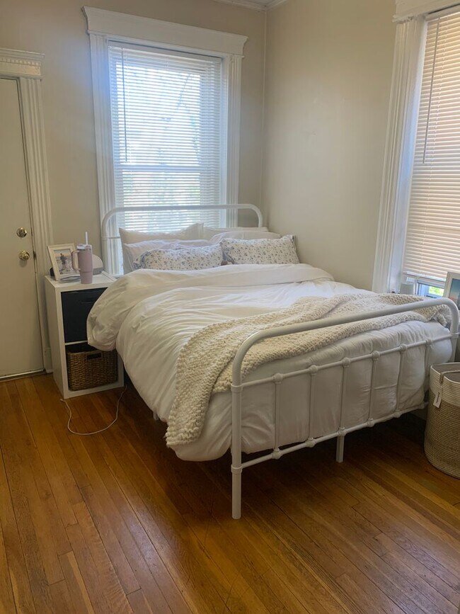 Photo - 8 Fuller St