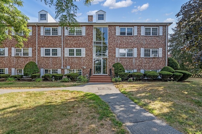 Building Photo - 35 Fernview Ave Unit 5