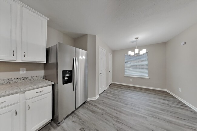 Photo - 3701 Oak Crossing Dr