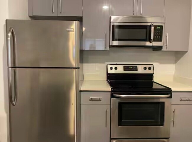 Photo - 1505 Commonwealth Ave Unidad 603