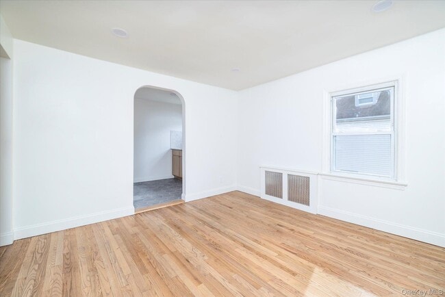 Photo - 9 Hanover Pl Unit 2nd floor