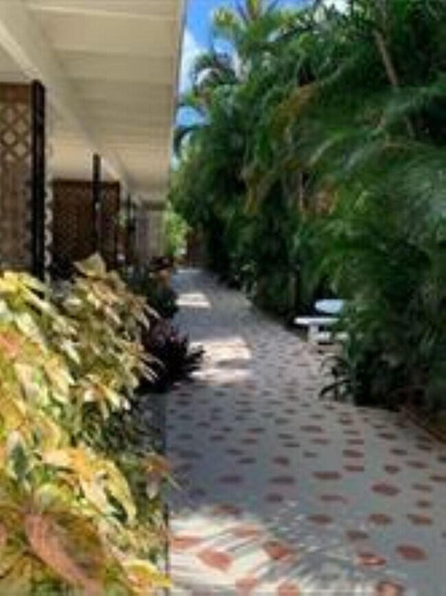 Photo - 1313 NE 16th Ter Unit 1