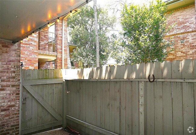 Building Photo - 6429 Bayou Glen Rd Rental