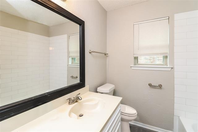 Photo - 5512 Pleasant Meadow Dr House