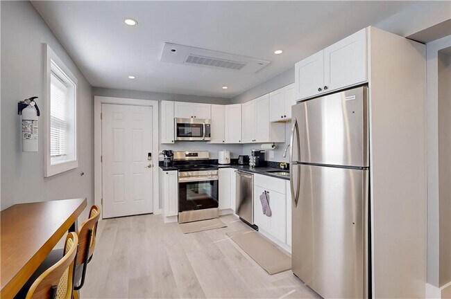 Photo - 44 Hall St Unit 0