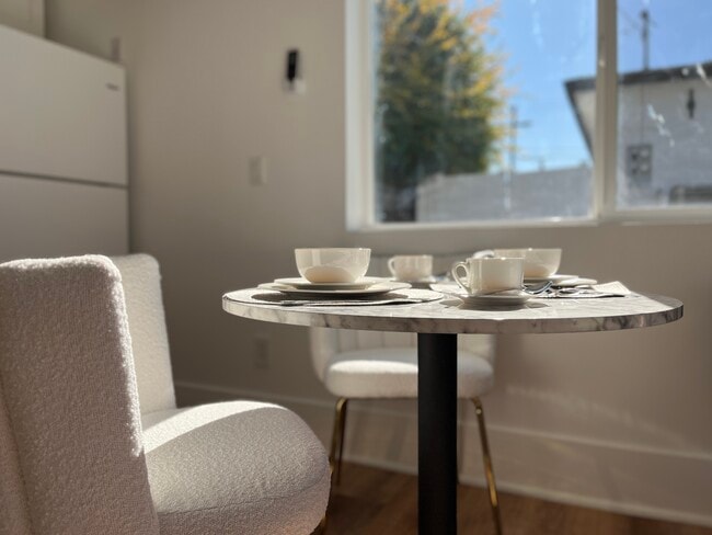 Photo - 19341 Friar St Unit A