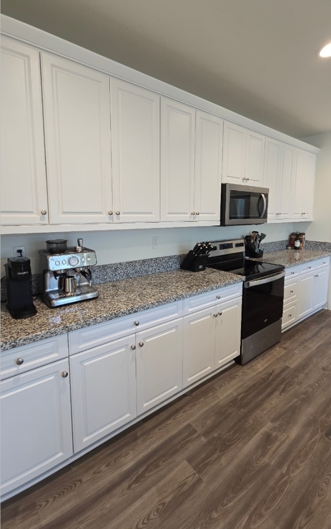 Photo - 2608 Nanza St