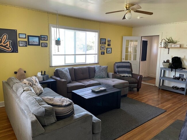 Photo - 336 N Washington St Unidad 336 N Washington St.