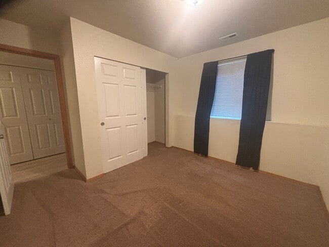 Photo - 511 Queen Ave NE Unit 1.0