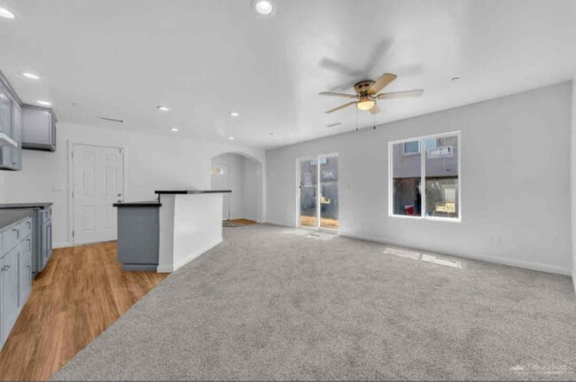 Photo - 21605 Golden Star Blvd Unit A
