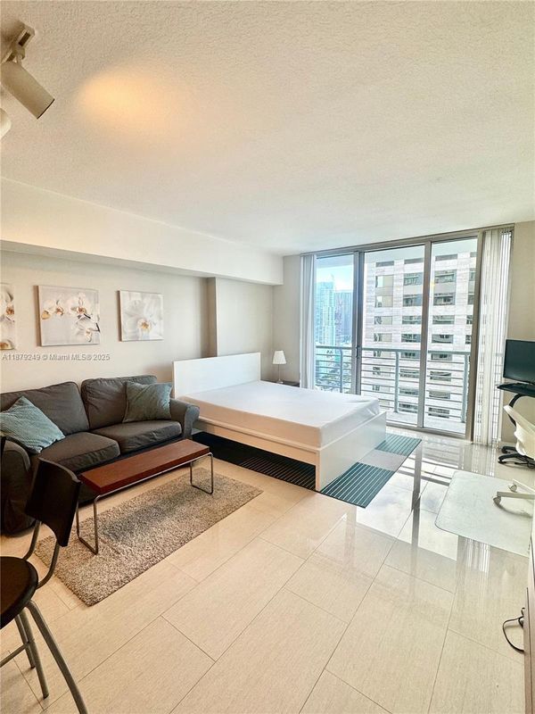 Photo - 335 S Biscayne Blvd Condo