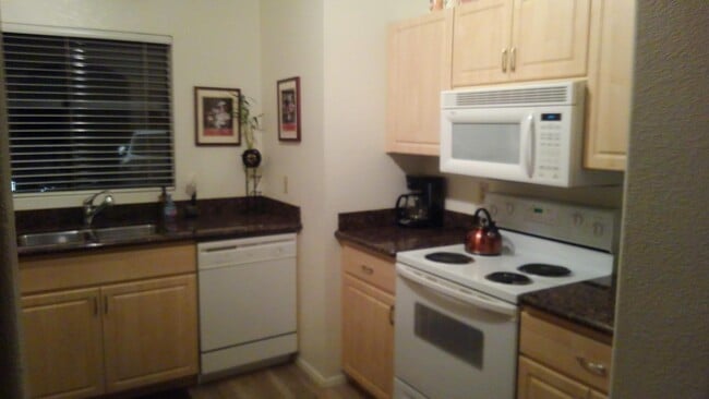 Photo - 9600 N 96th St Unidad 119