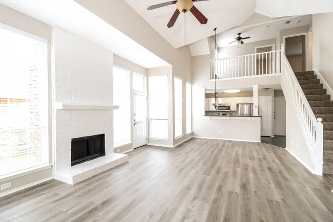 Photo - 1332 Overlook Dr