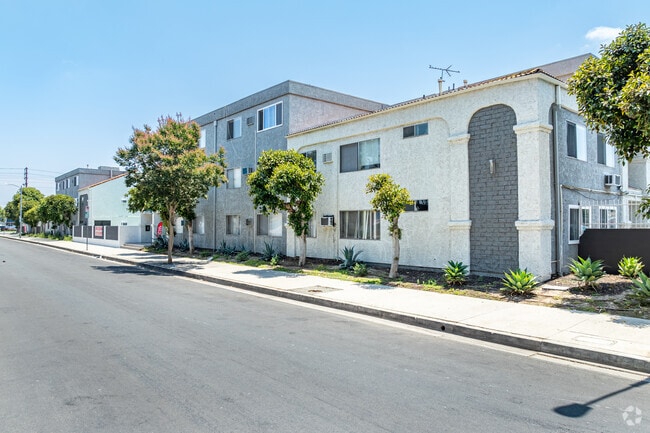 Latitude Apartments