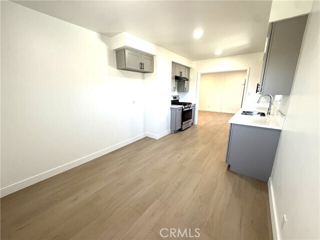 Photo - 11601 Birch Ave Unidad C