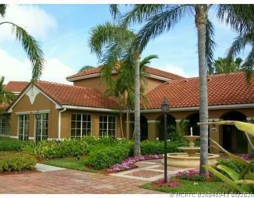 7840 Sonoma Springs Cir Unit 204