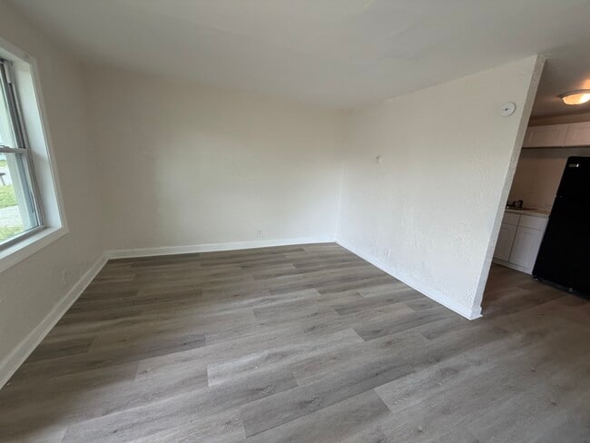 Photo - 900 Richland St Unit B