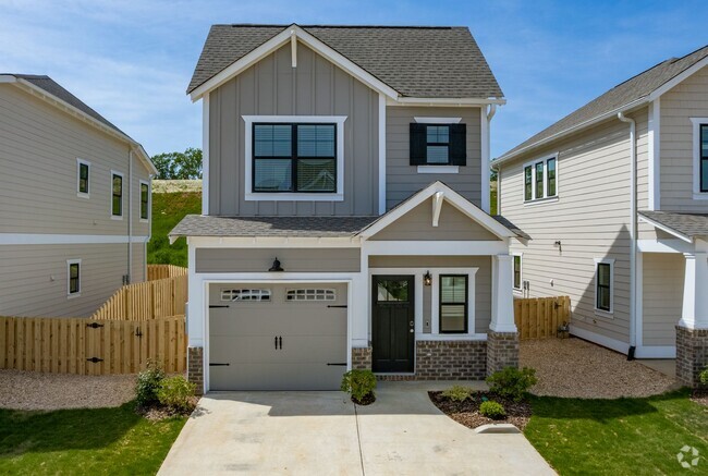Building Photo - Single Family Home with Elevated Amenities!