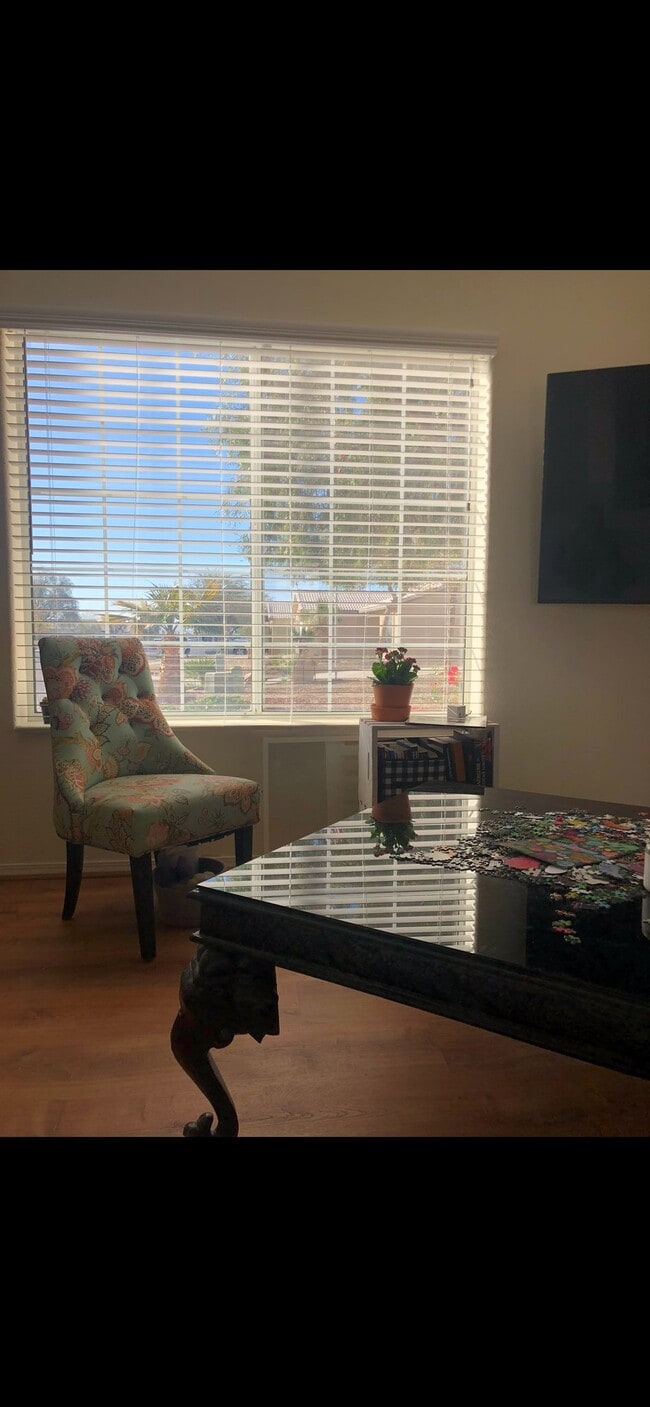 4389 Bernard Pl