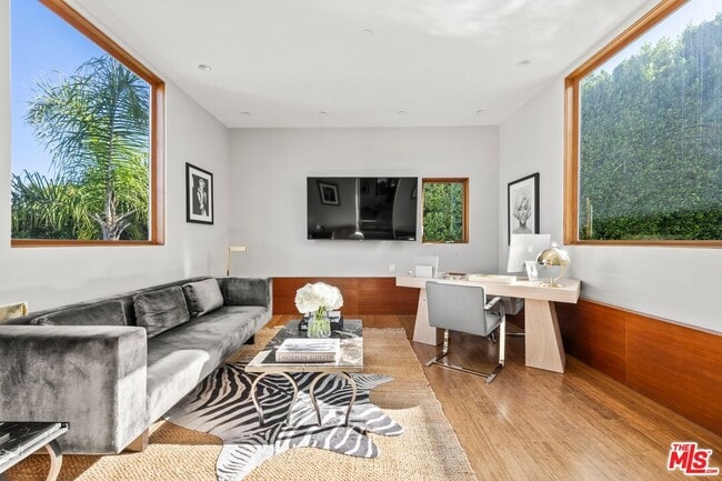 Photo - 2437 Apollo Dr