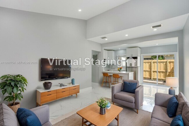 Photo - 907 SW 15th Terrace Unit 1-2