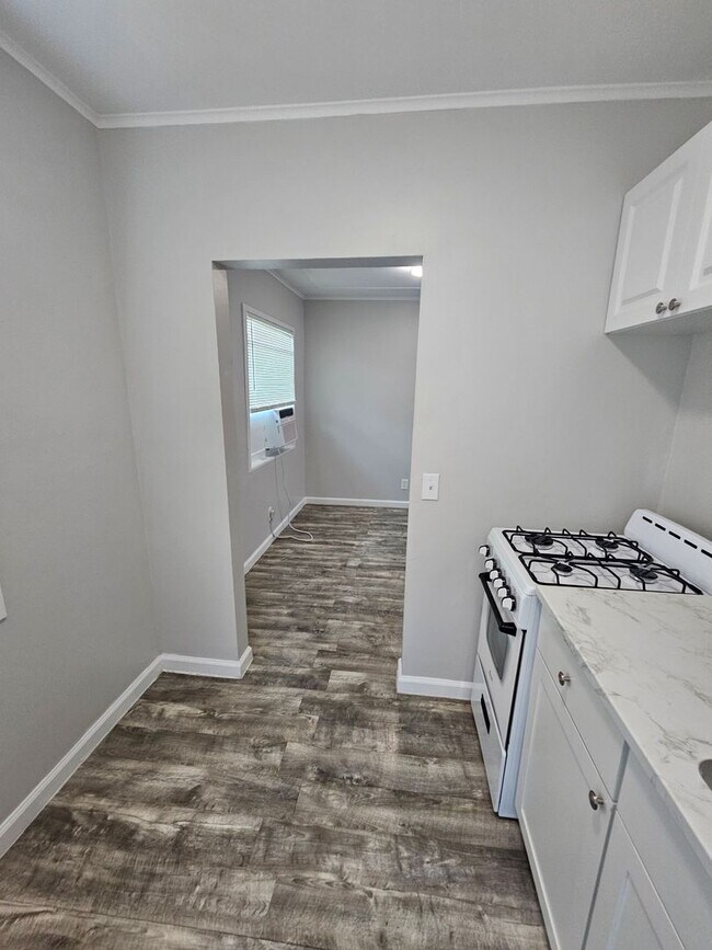 Photo - 529 Revere Rd Unidad Upper